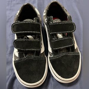 Disney black and white Mickey Mouse Vans kids size 11